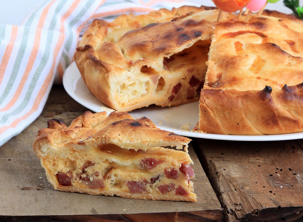 Pizza chiena - focaccia tipica di Pasqua della tradizione napoletana