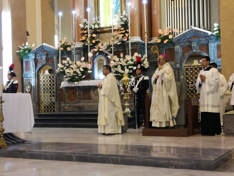 Madonna delle Grazie  - Accensione lampada votiva