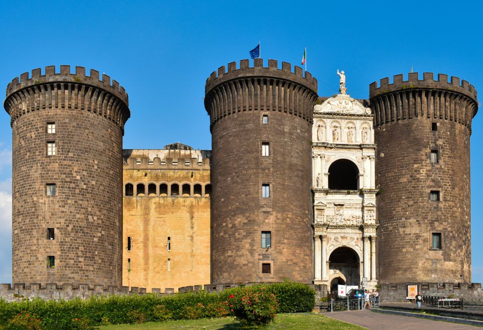 Maschio Angioino (Castel Nuovo) - 
Castel Nuovo, chiamato anche Maschio Angioino o Mastio Angioino, è uno storico castello medievale e rinascimentale, nonché uno dei simboli della città di Napoli. - Foto Didier  (REIMS)